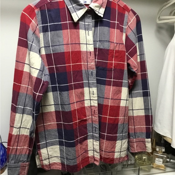 Ms Lee Sport Shirt - Picture 15 of 16